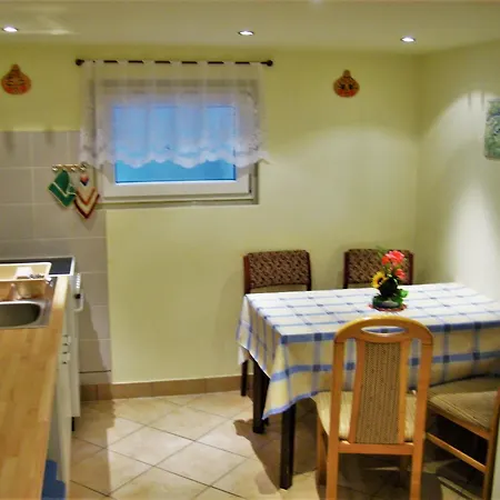 Comfortable In With Shared Pool, 45m² *